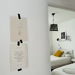 Апартаменти Charming & Cosy *