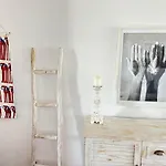 Апартаменты Charming & Cosy *