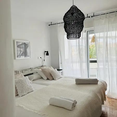 Charming & Cosy *