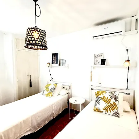 Charming & Cosy