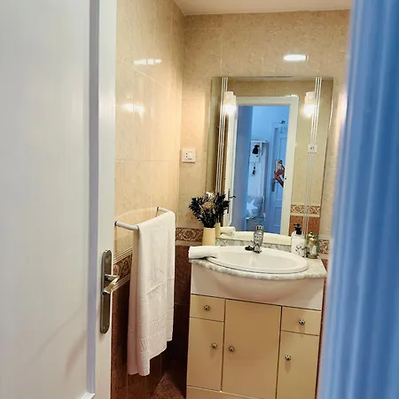 דירה Charming & Cosy טורמולינוס